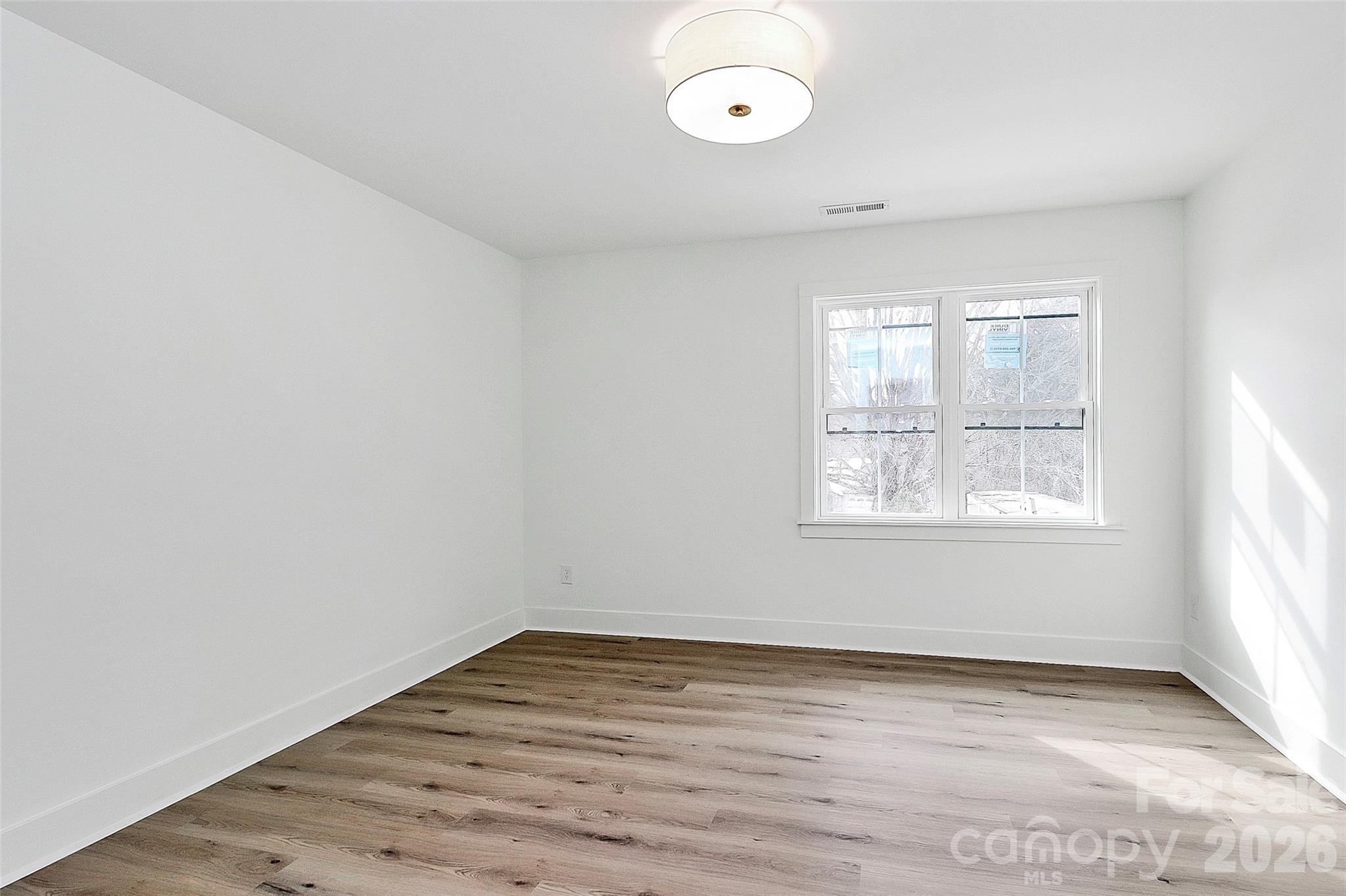 127 Hazelton Loop