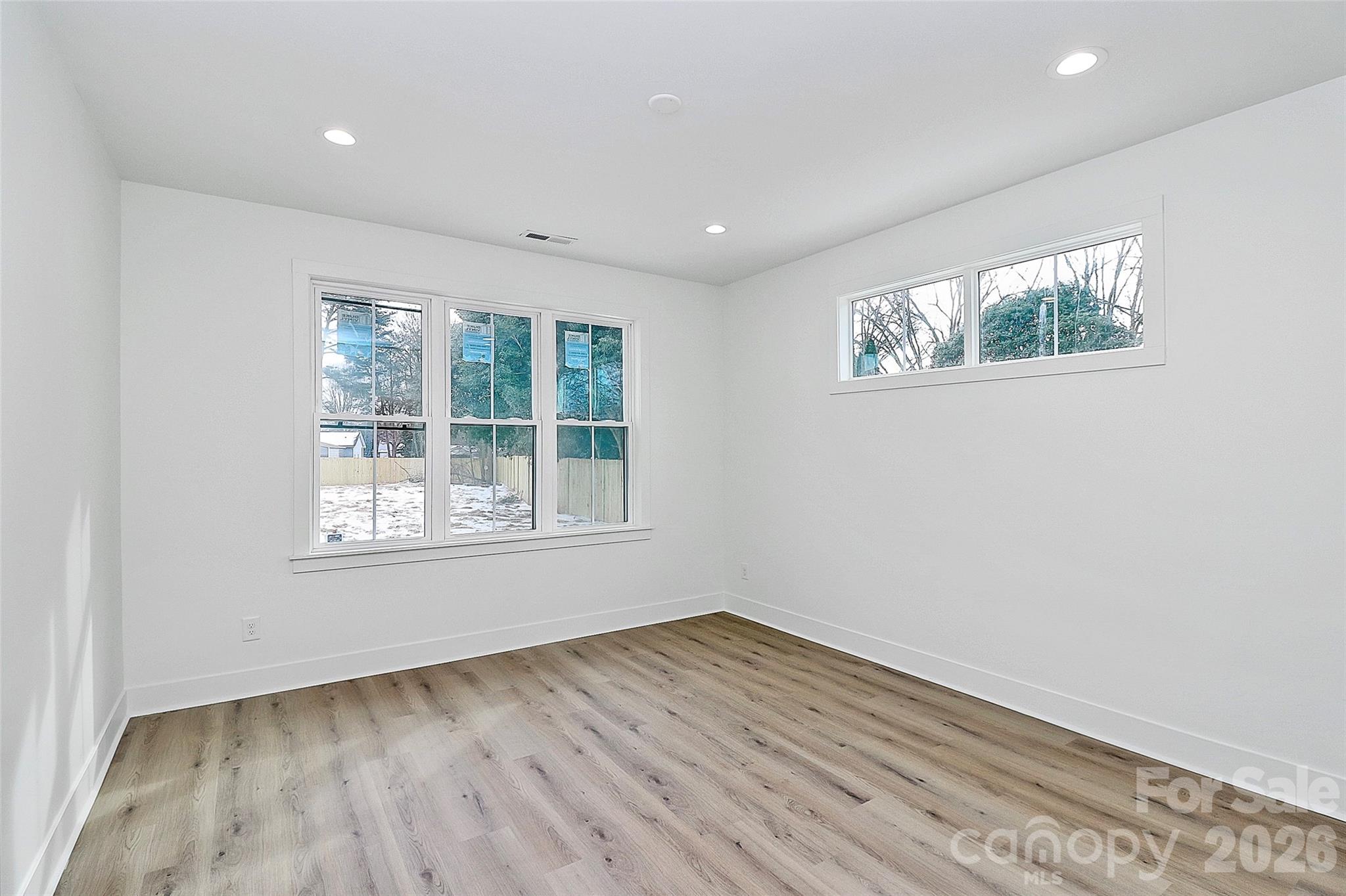 127 Hazelton Loop