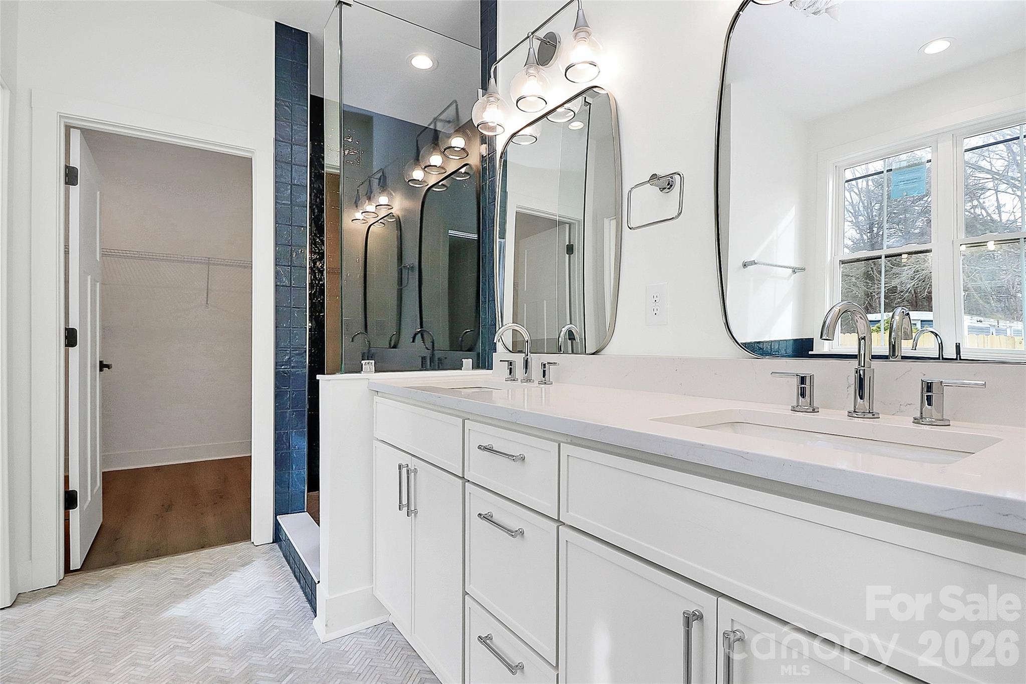 127 Hazelton Loop