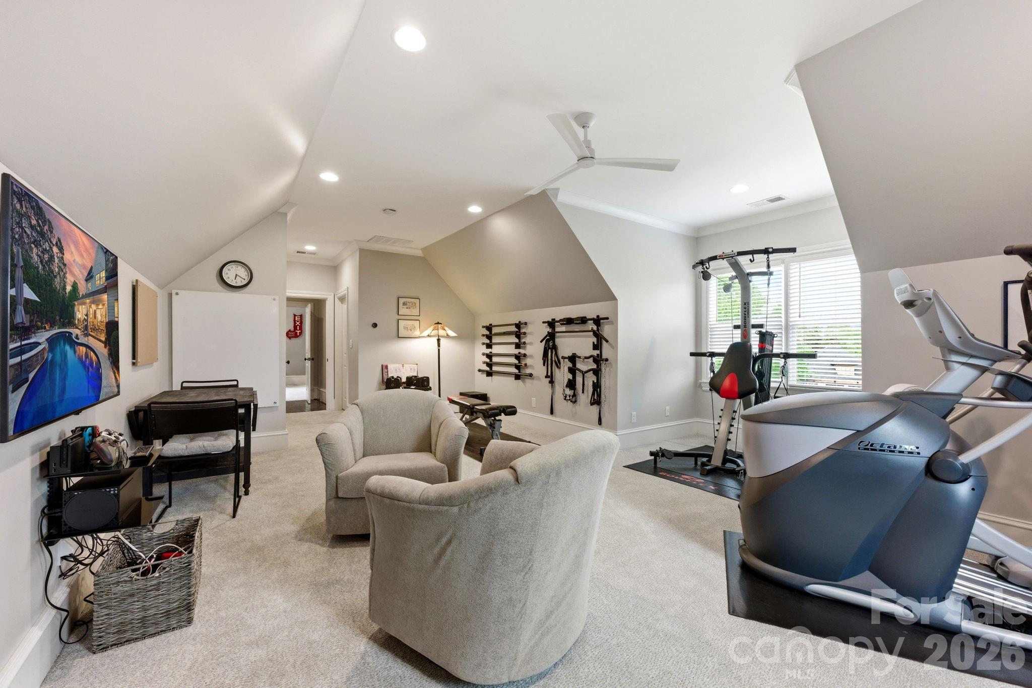 109 Kingsbury Court