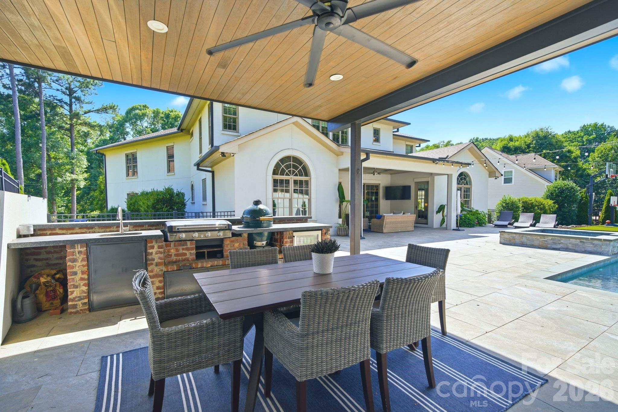 342 Kenway Loop