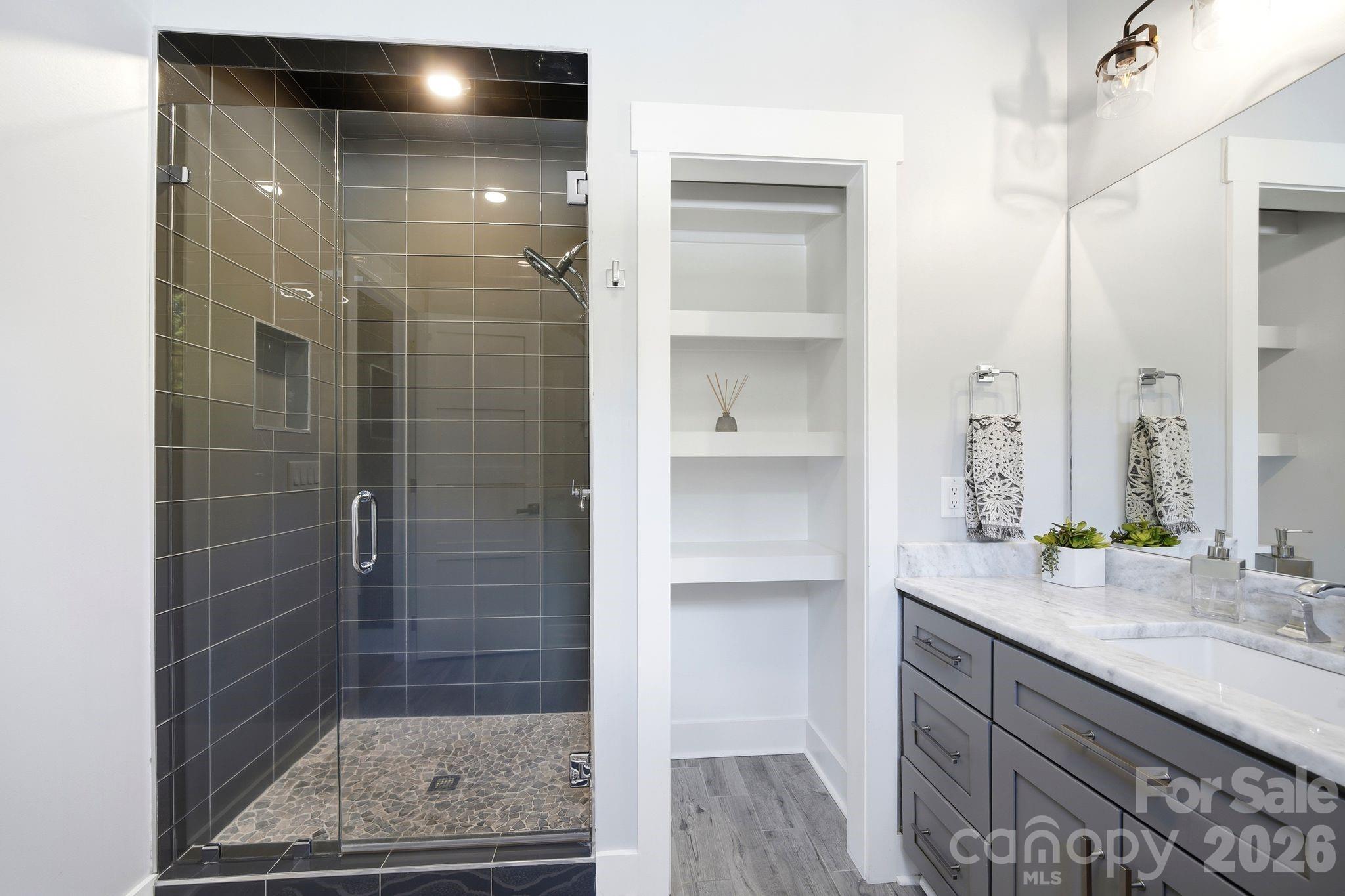342 Kenway Loop