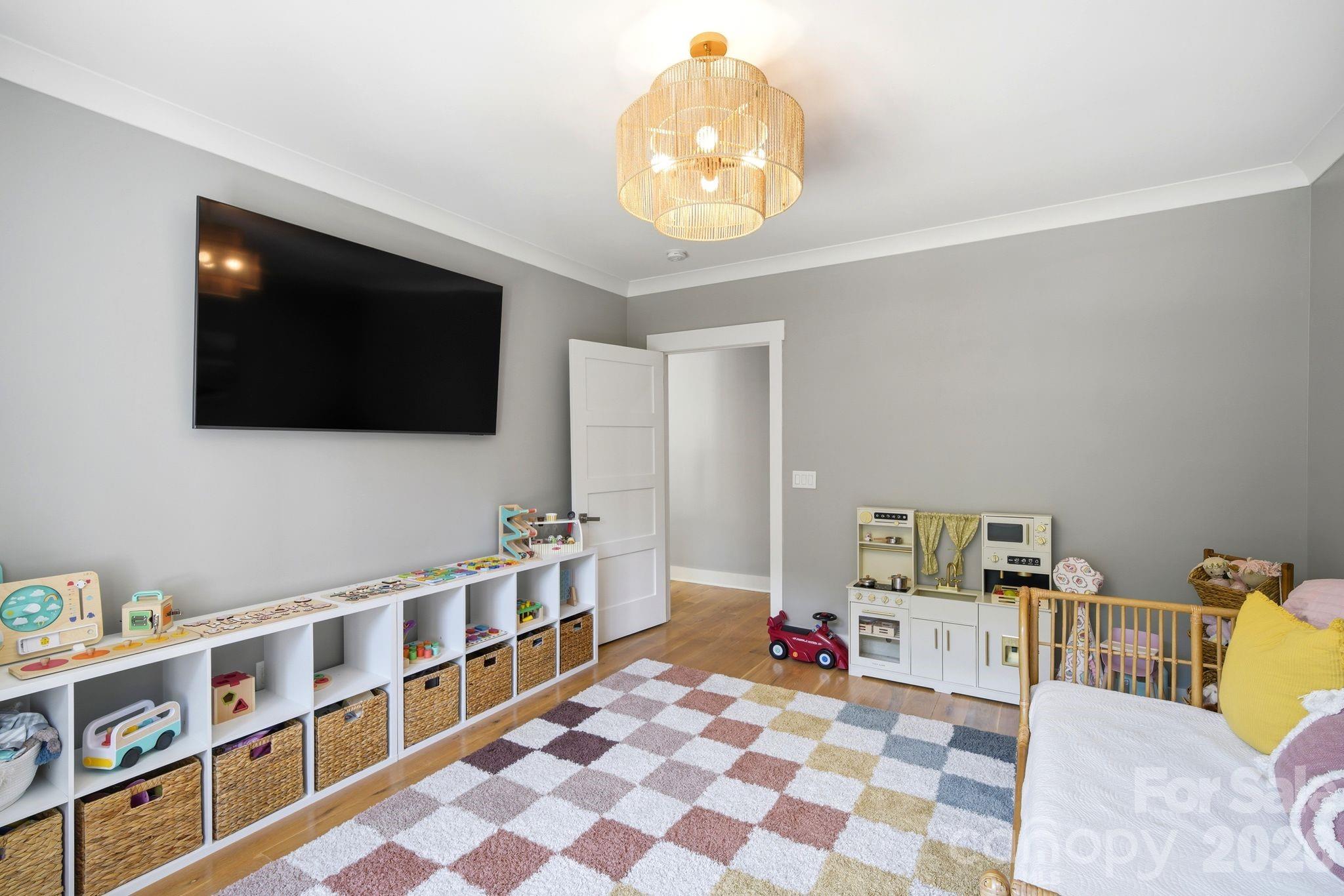342 Kenway Loop