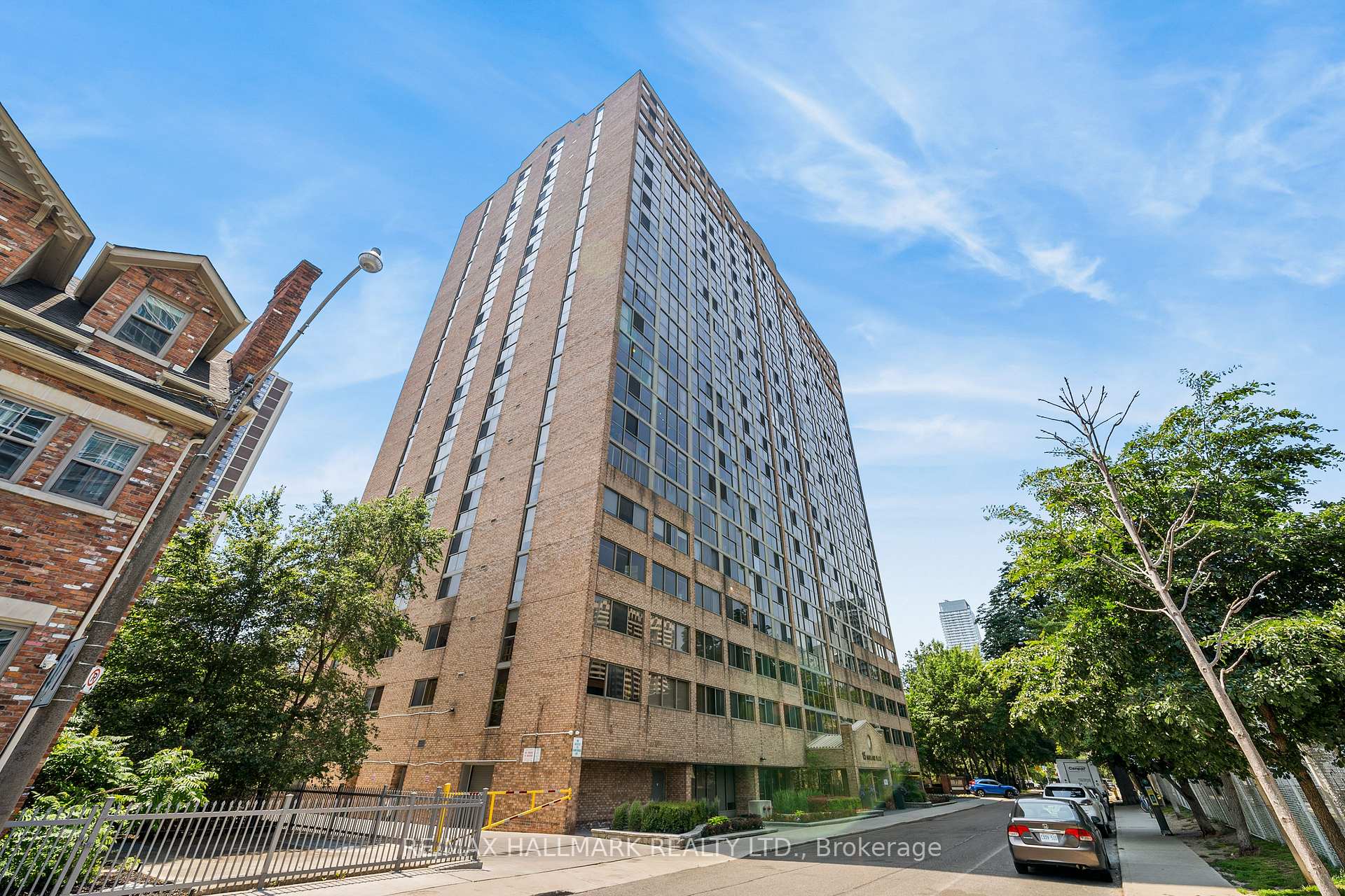 15 Maitland Place 906