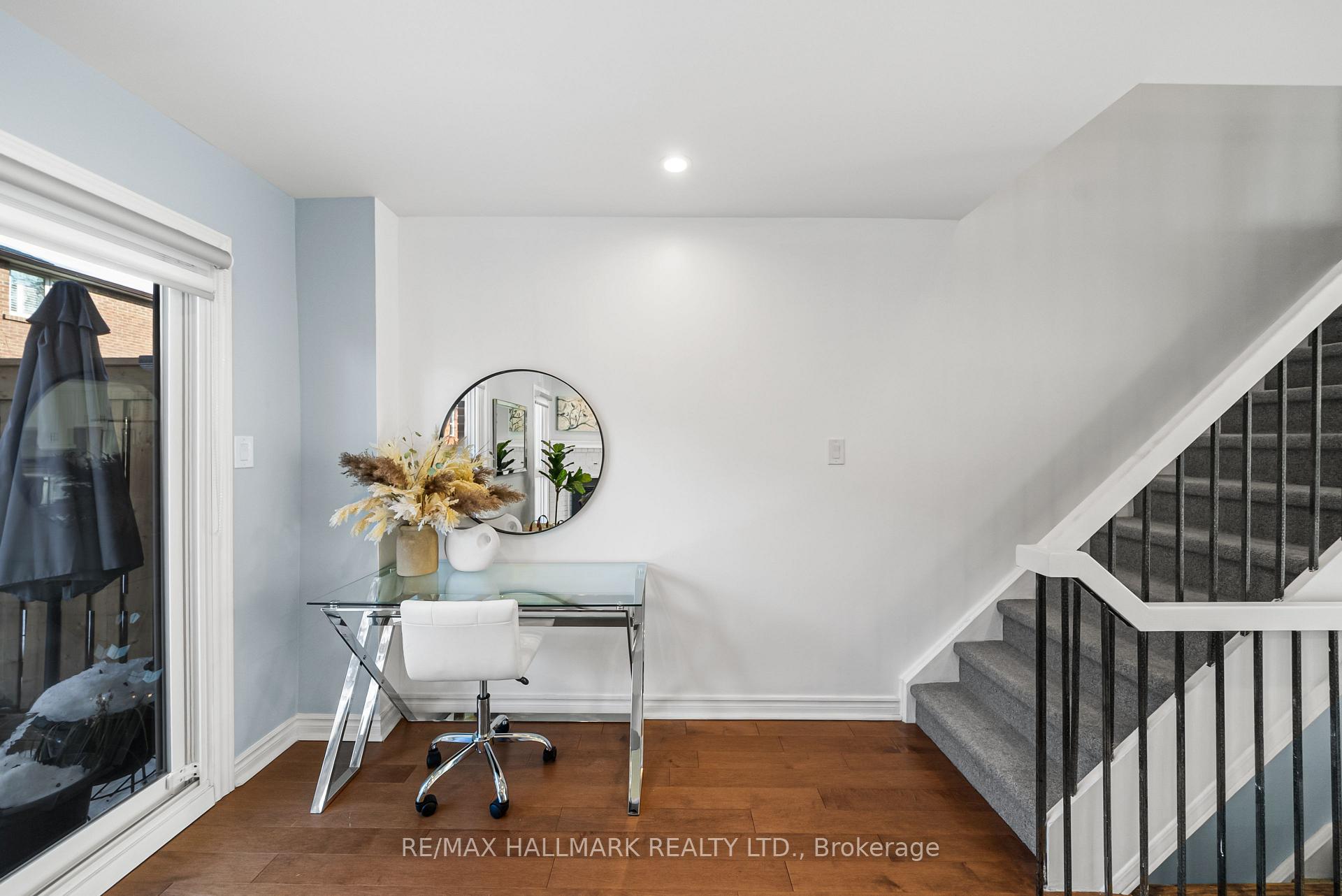 64 Sylvan Valley Way, Toronto C04, ON M5M 4M3, Toronto C04 ON, M5M 4M3