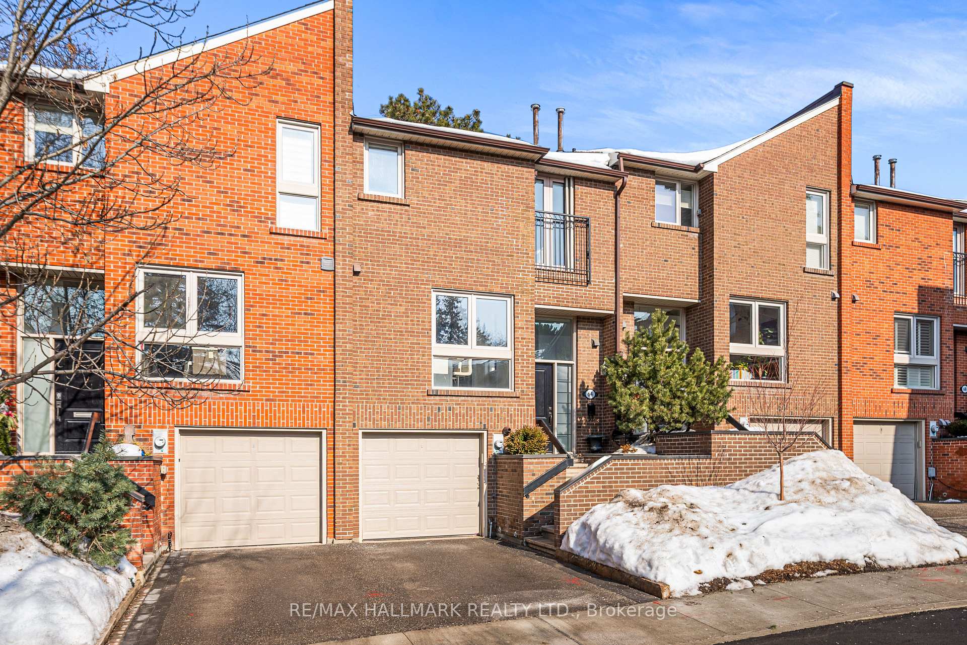 64 Sylvan Valley Way, Toronto C04, ON M5M 4M3, Toronto C04 ON, M5M 4M3