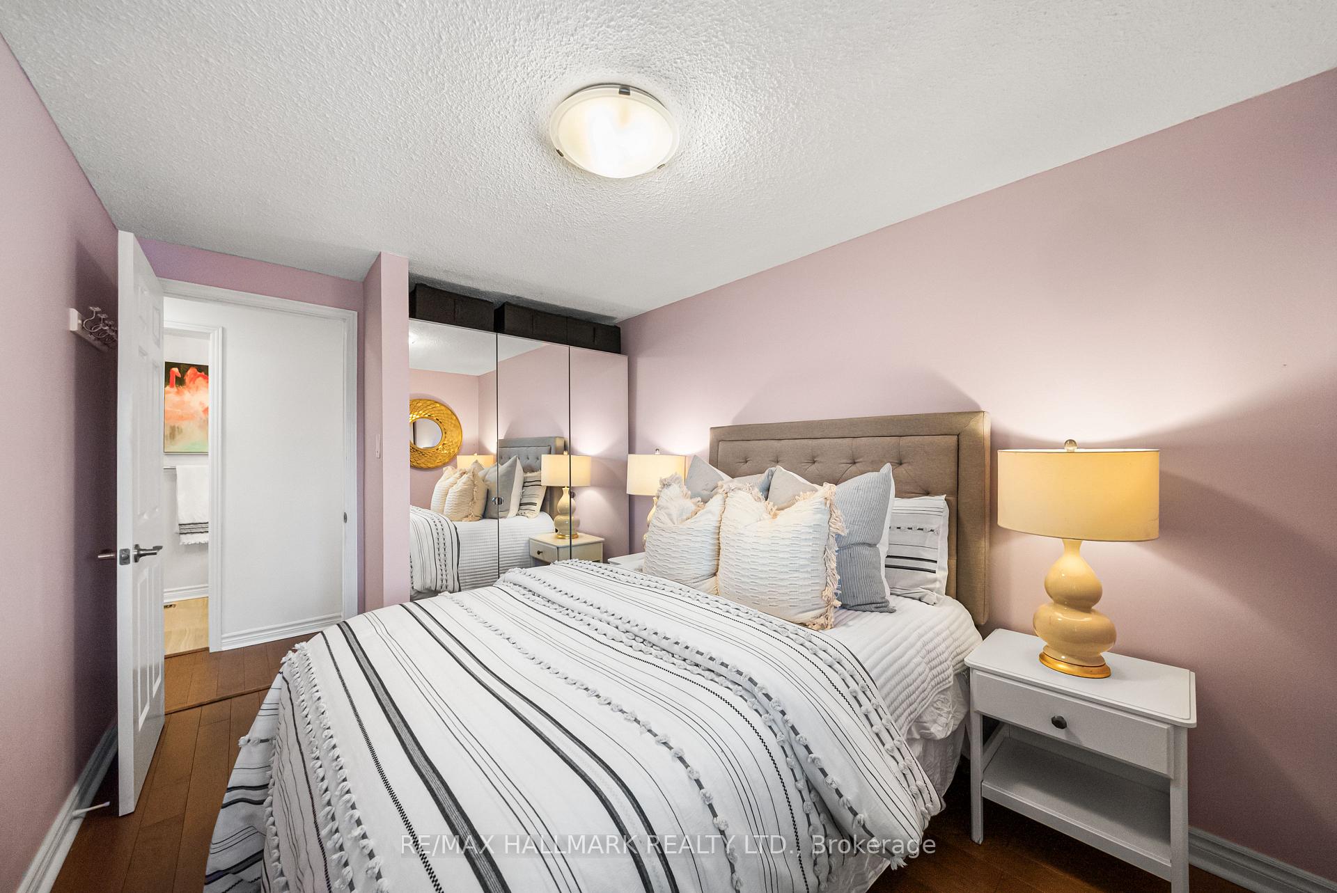 64 Sylvan Valley Way, Toronto C04, ON M5M 4M3, Toronto C04 ON, M5M 4M3