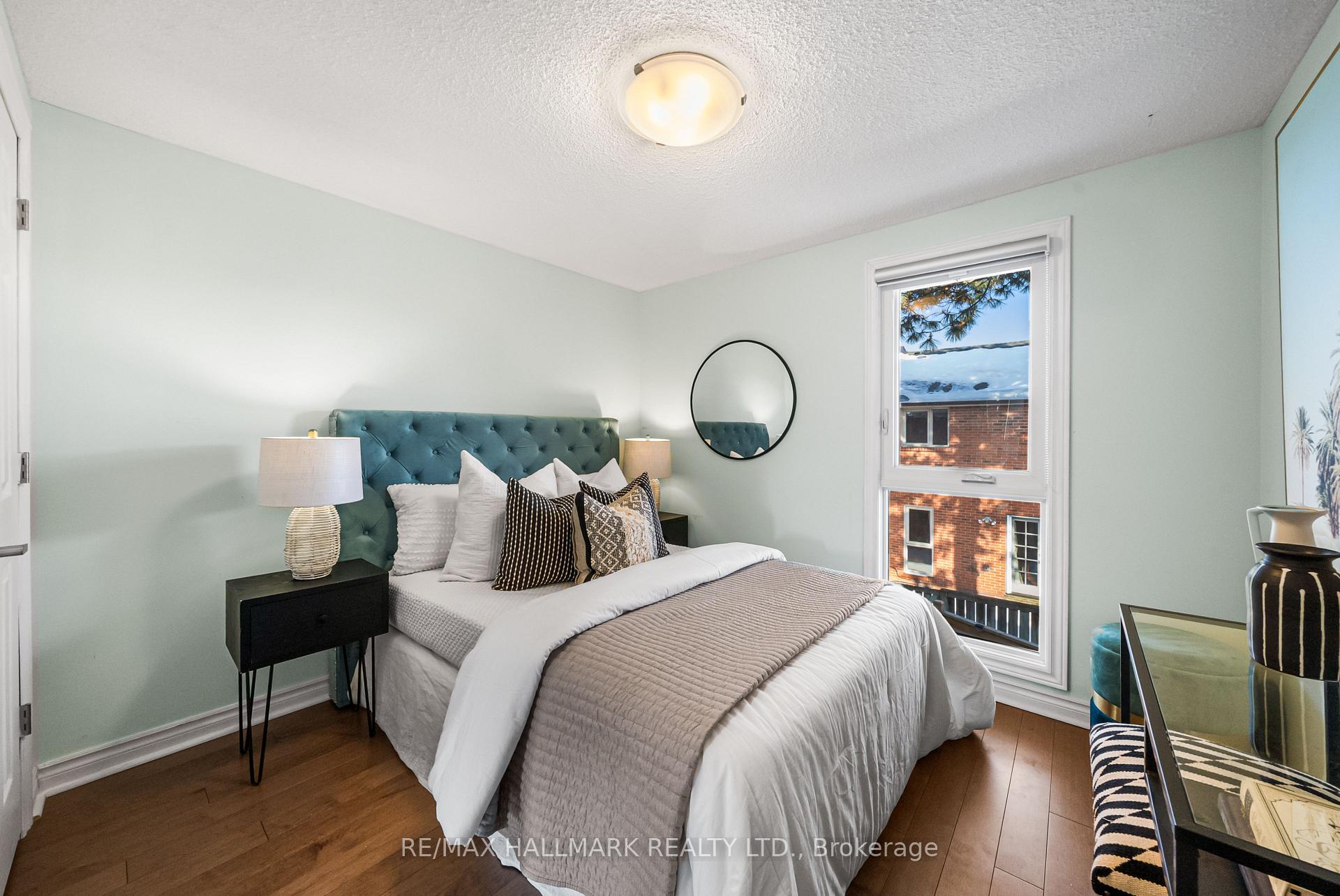 64 Sylvan Valley Way, Toronto C04, ON M5M 4M3, Toronto C04 ON, M5M 4M3