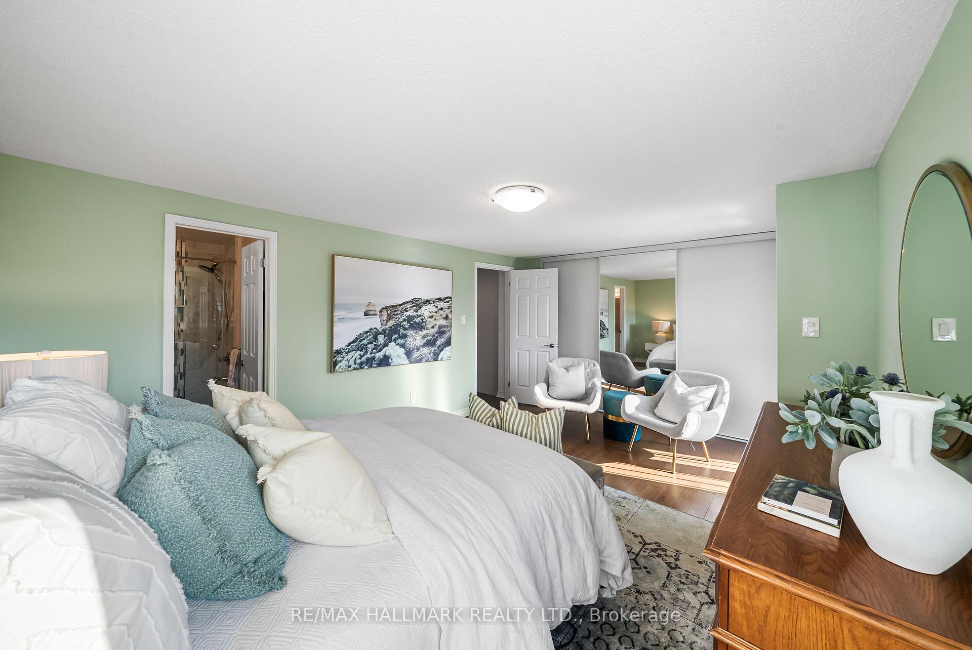 64 Sylvan Valley Way, Toronto C04, ON M5M 4M3, Toronto C04 ON, M5M 4M3