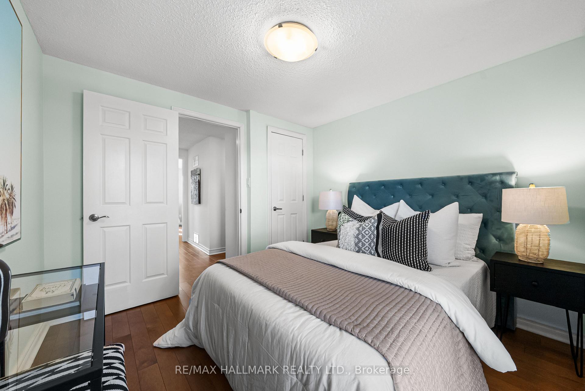 64 Sylvan Valley Way, Toronto C04, ON M5M 4M3, Toronto C04 ON, M5M 4M3