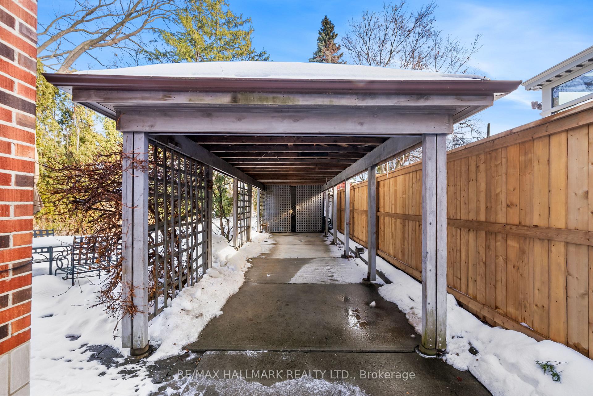 117 Airdrie Road, Toronto C11, ON M4G 1M6, Toronto C11 ON, M4G 1M6