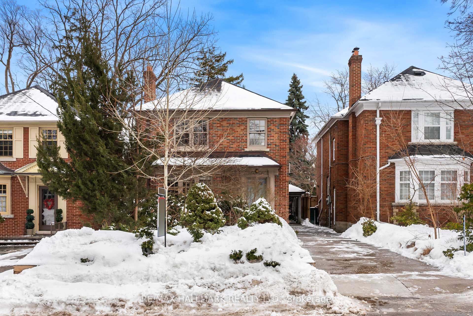 117 Airdrie Road, Toronto C11, ON M4G 1M6, Toronto C11 ON, M4G 1M6