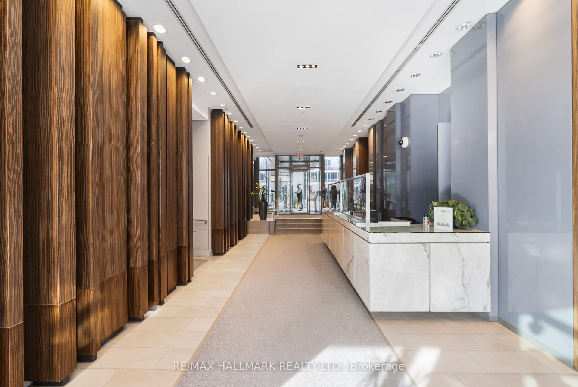 33 Lombard Street 1105