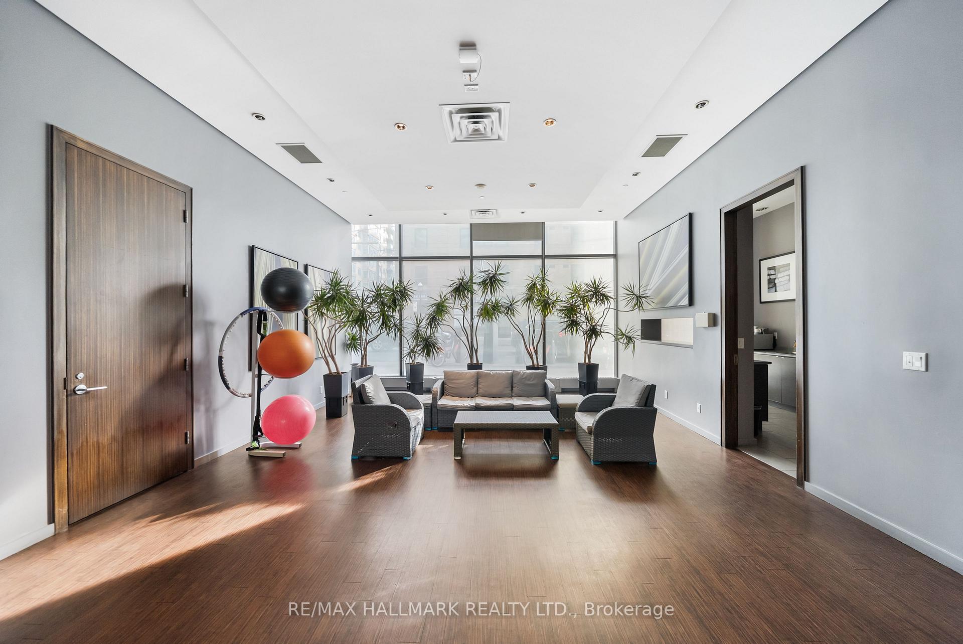 33 Lombard Street 1105