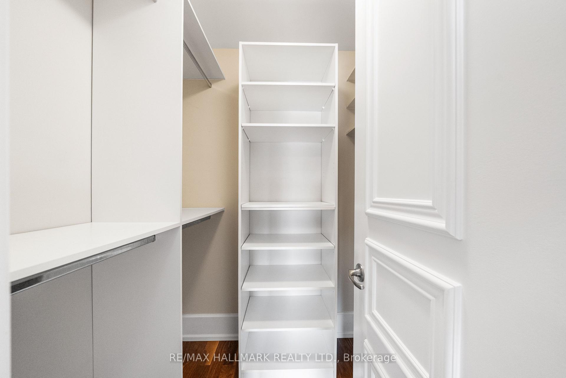 660 Sheppard Avenue E 601