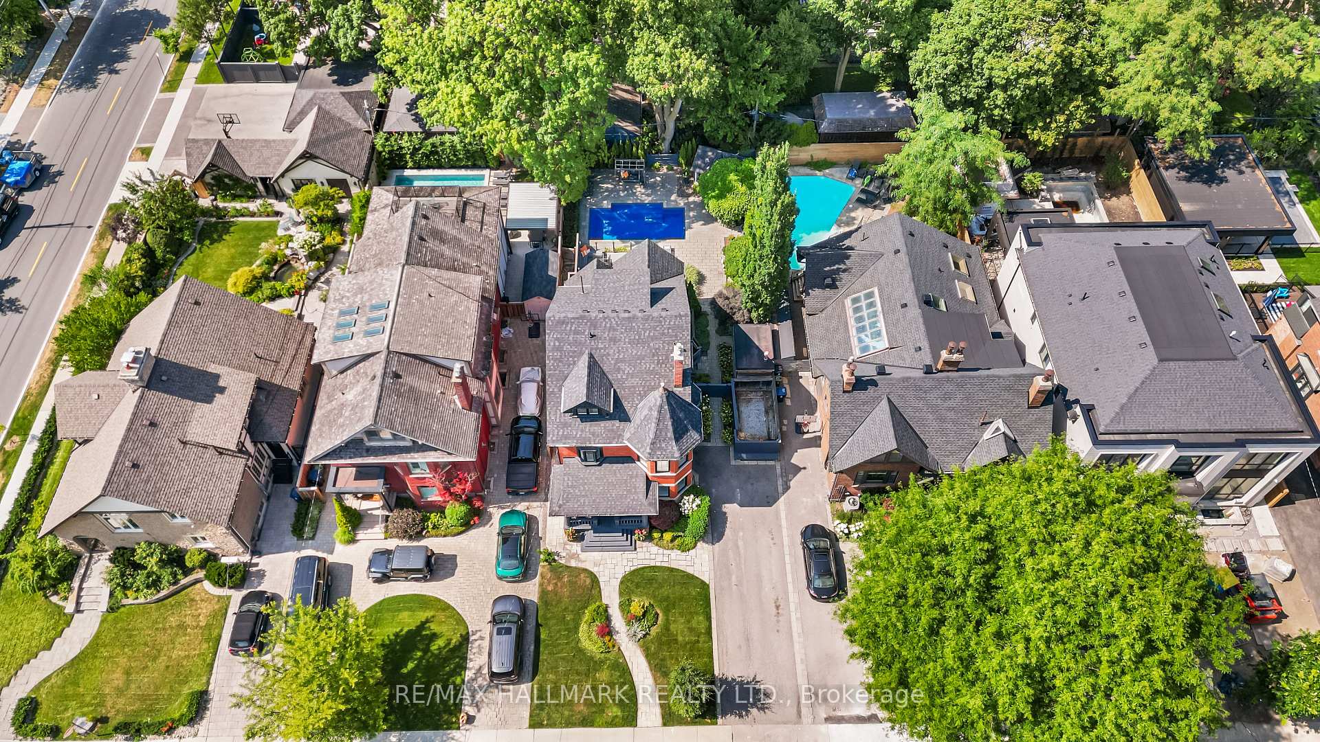 26 Lytton Boulevard