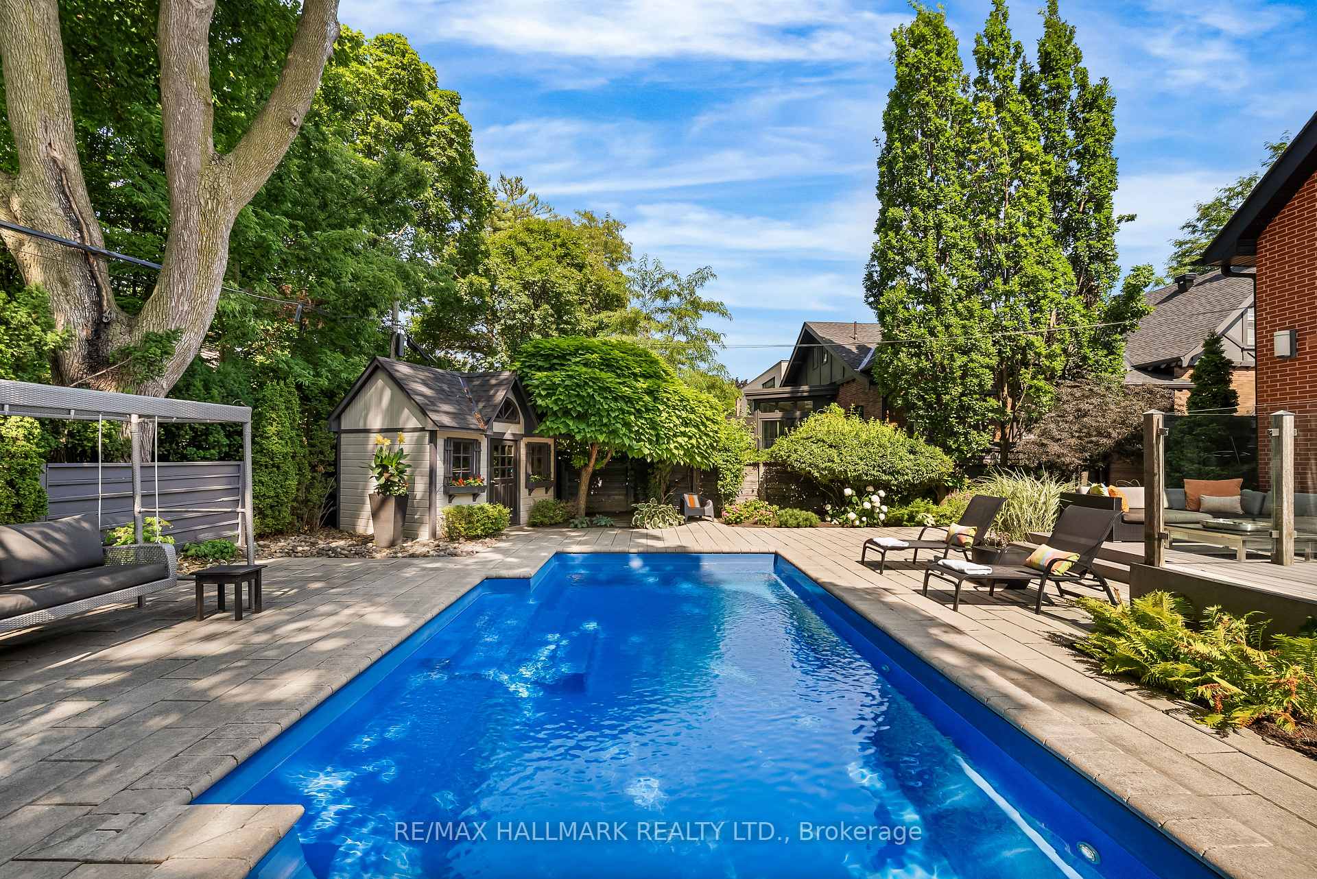 26 Lytton Boulevard