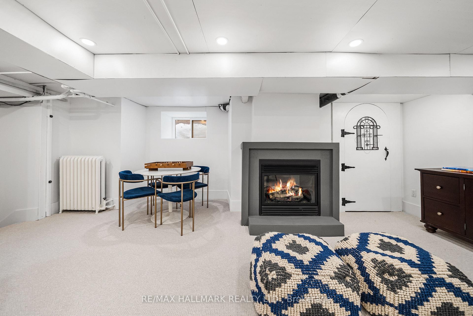 26 Lytton Boulevard