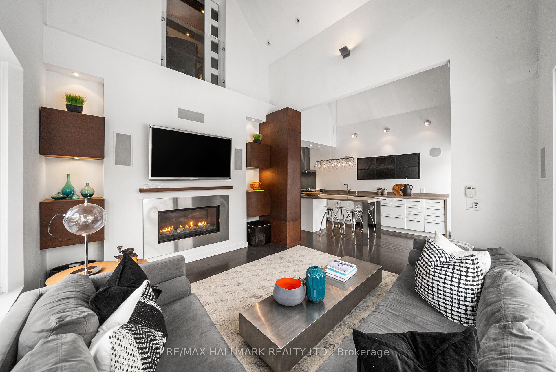 26 Lytton Boulevard