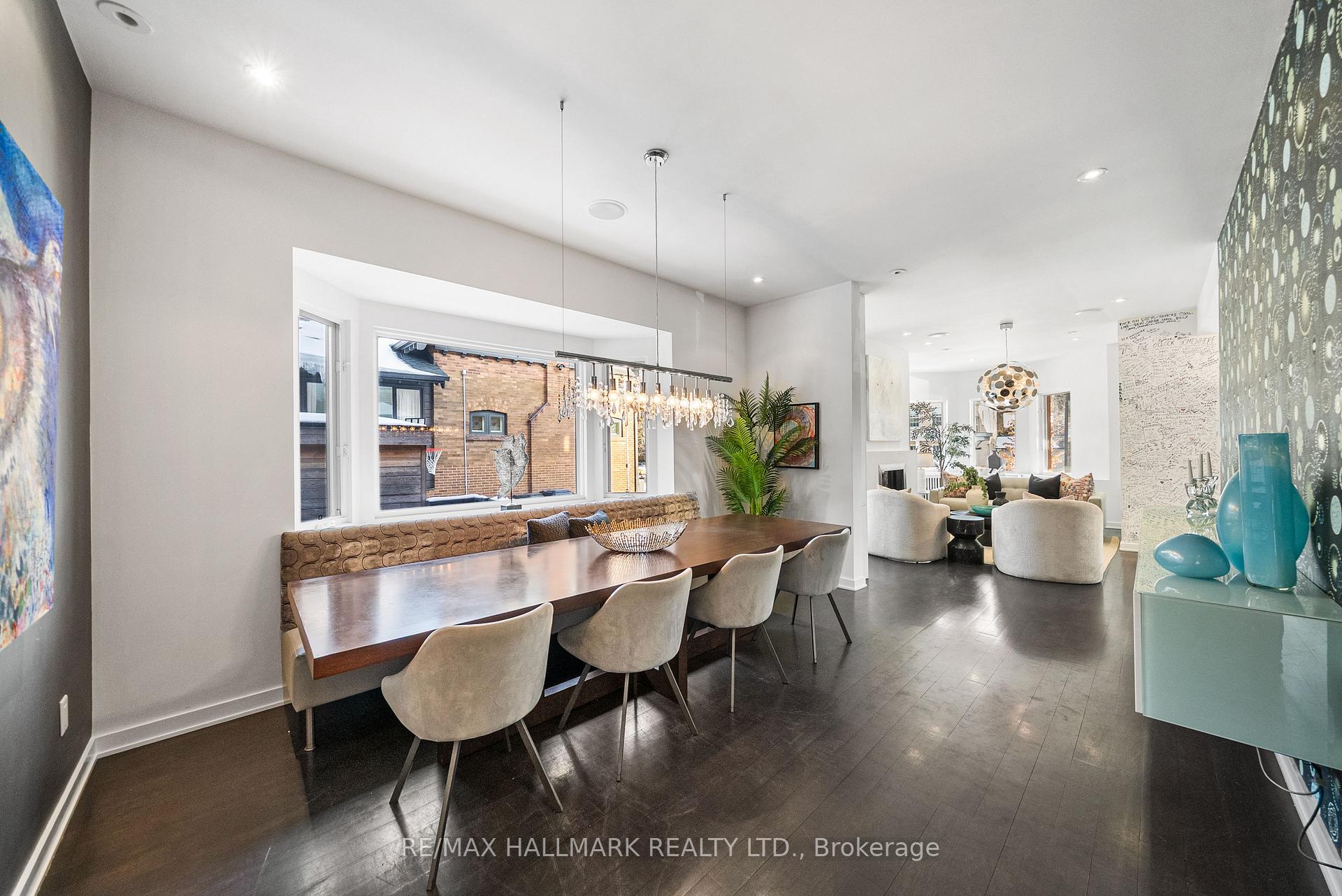 26 Lytton Boulevard