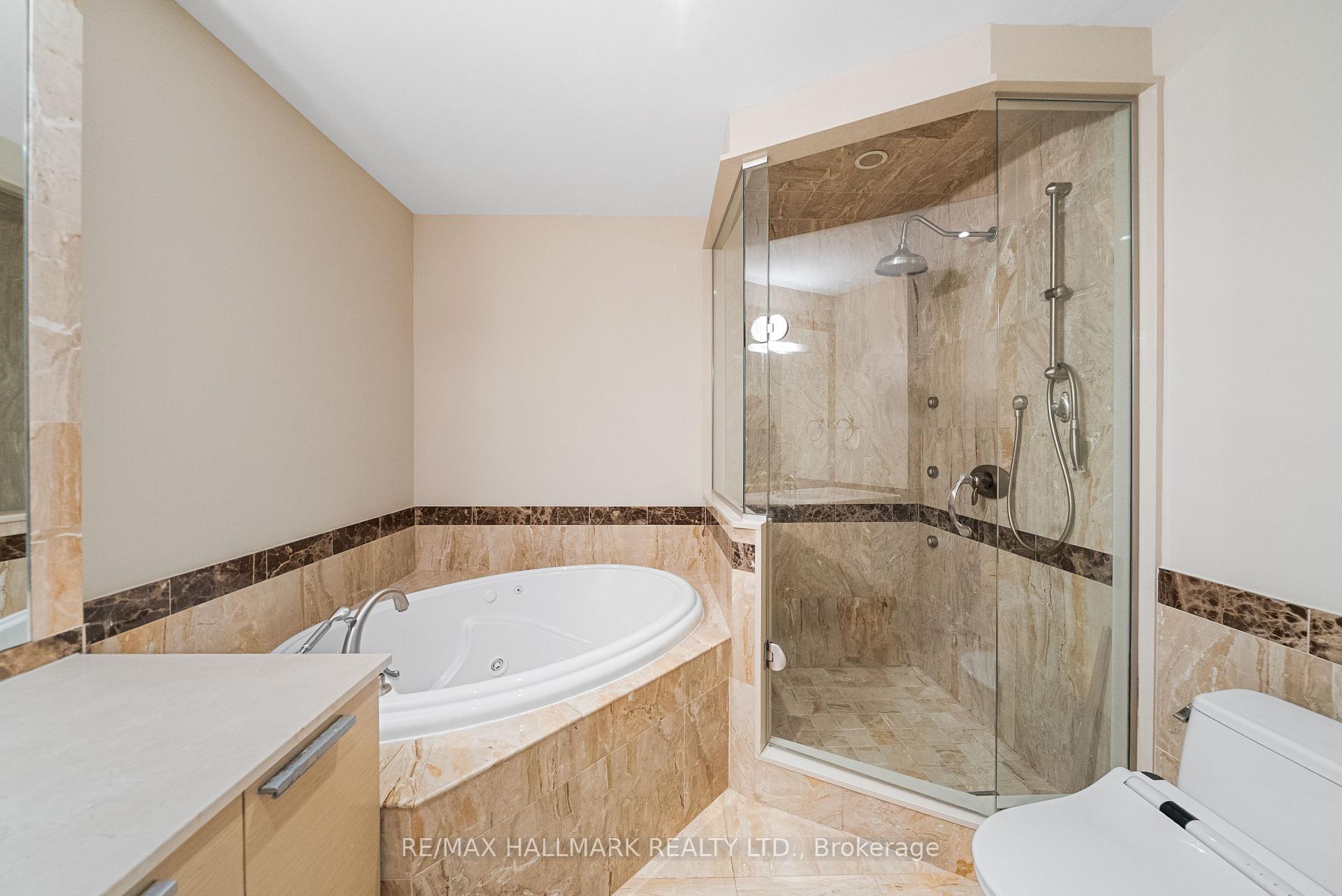 660 Sheppard Avenue E 601