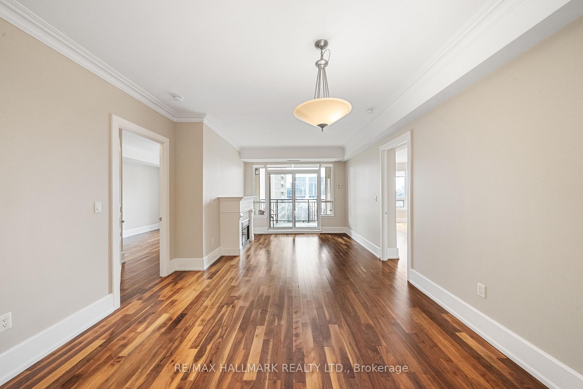 660 Sheppard Avenue E 601