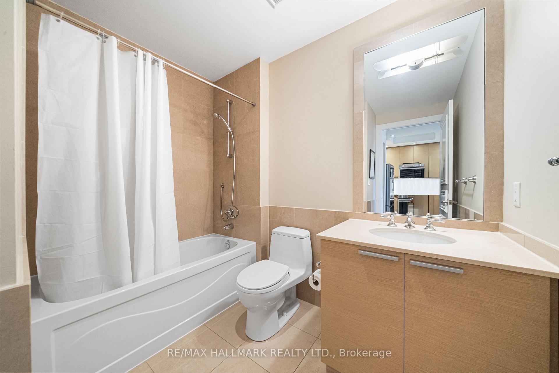 660 Sheppard Avenue E 601