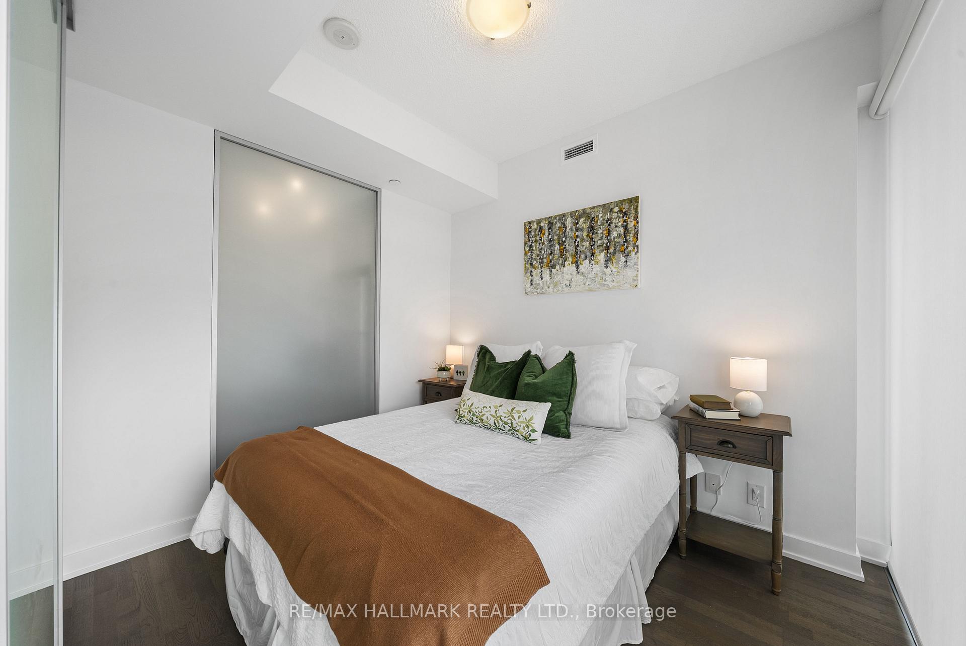 1815 Yonge Street 1106