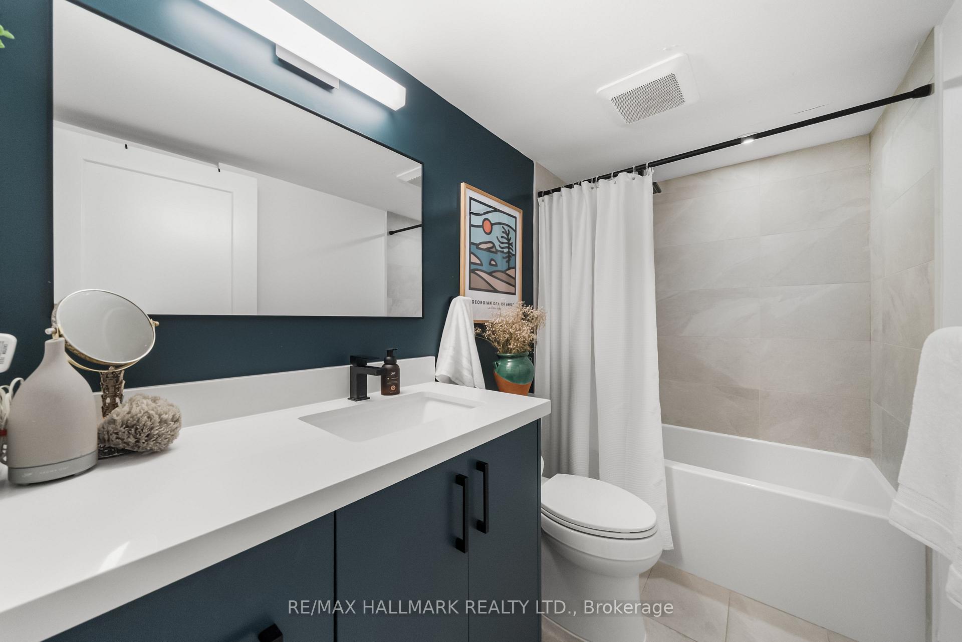 7 Broadway Avenue 506