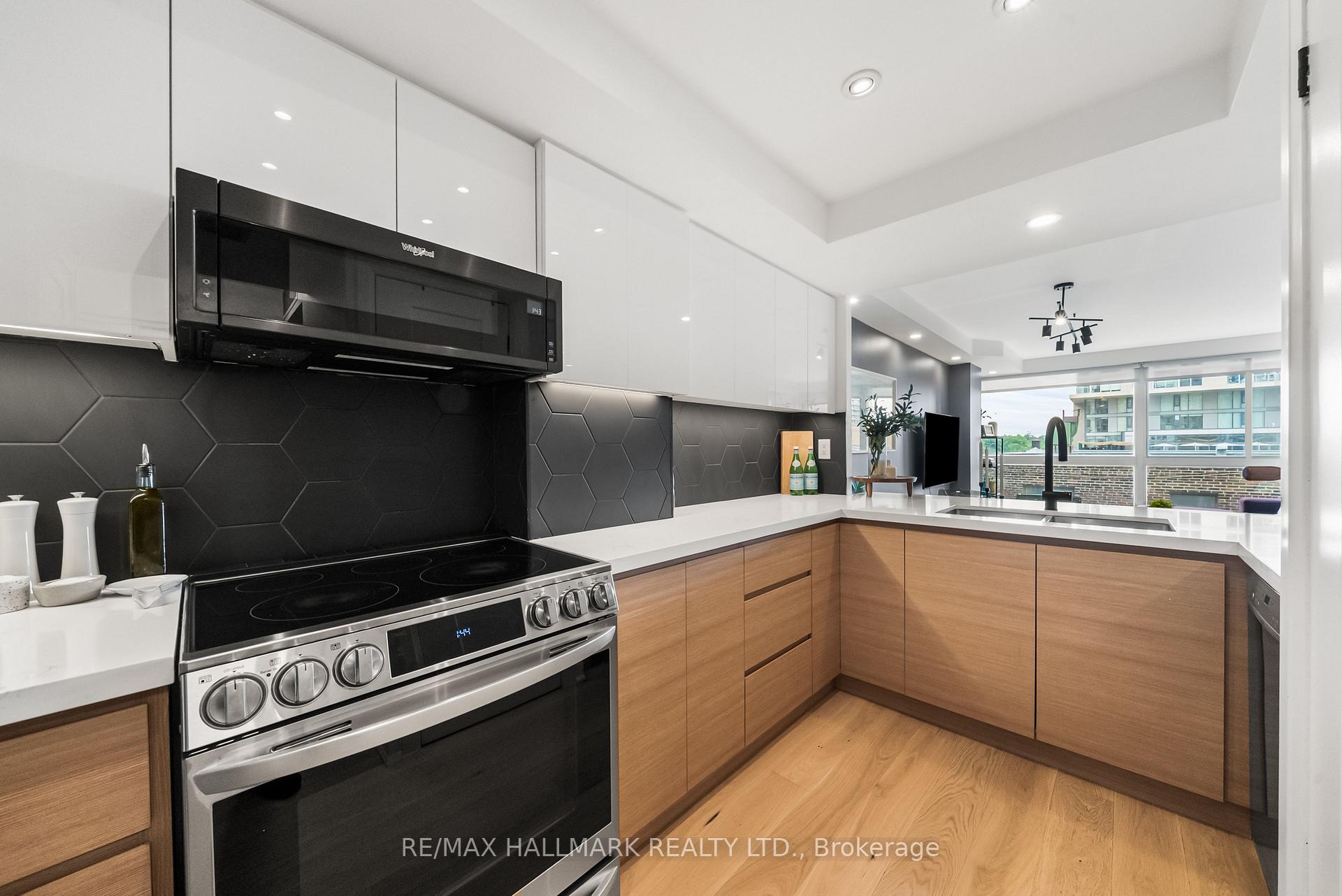 7 Broadway Avenue 506