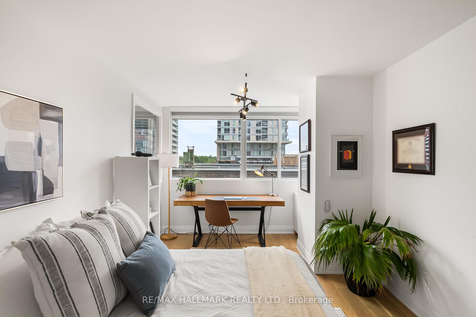 7 Broadway Avenue 506