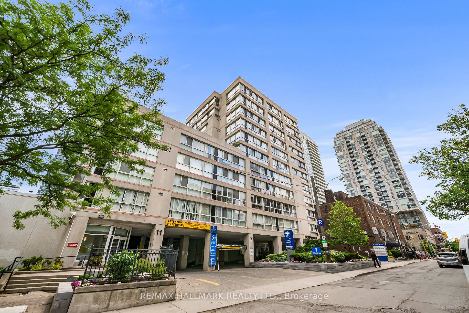 7 Broadway Avenue 506