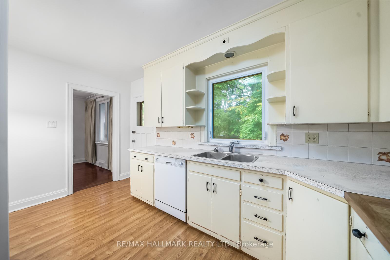 344 Spring Garden Avenue