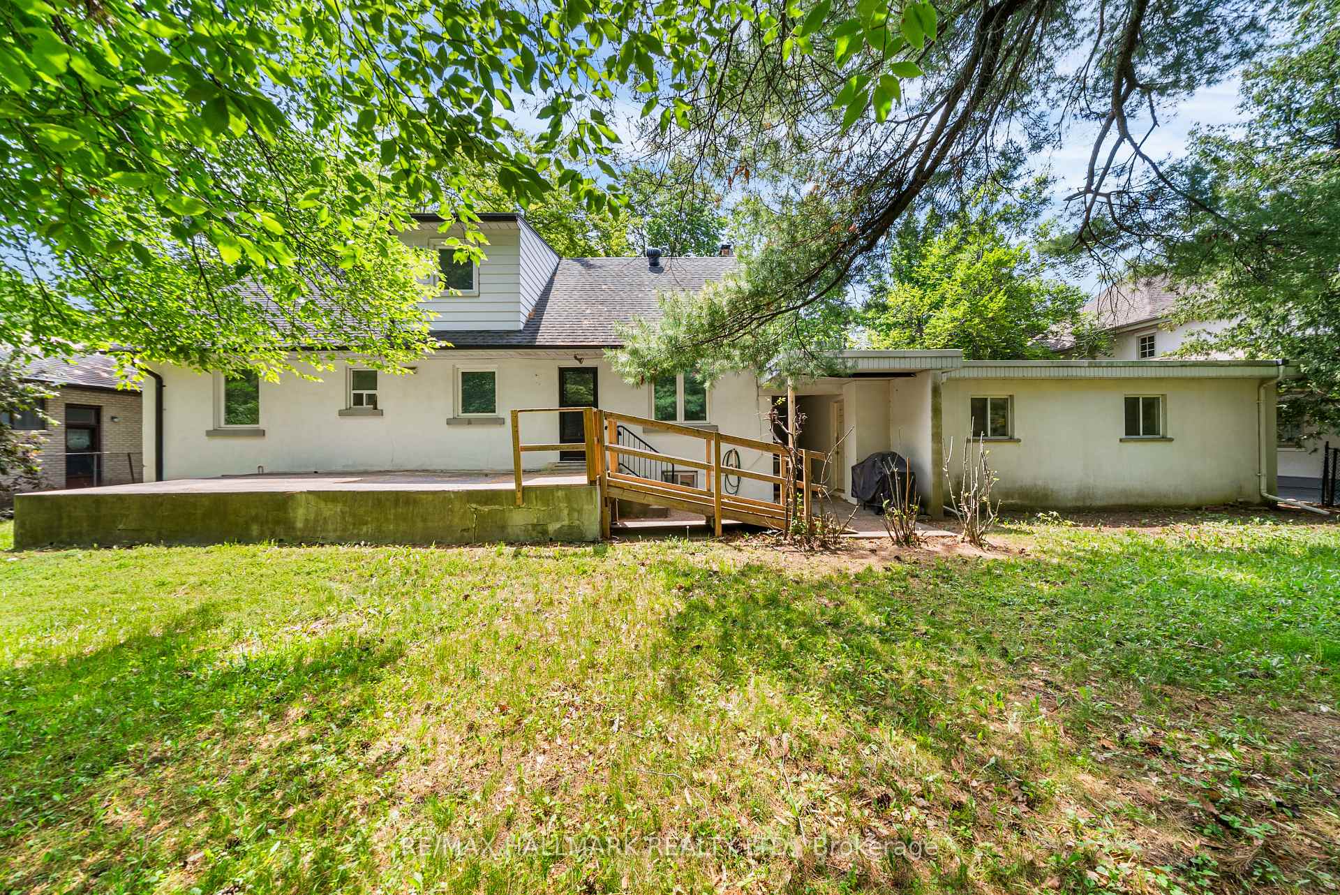 344 Spring Garden Avenue