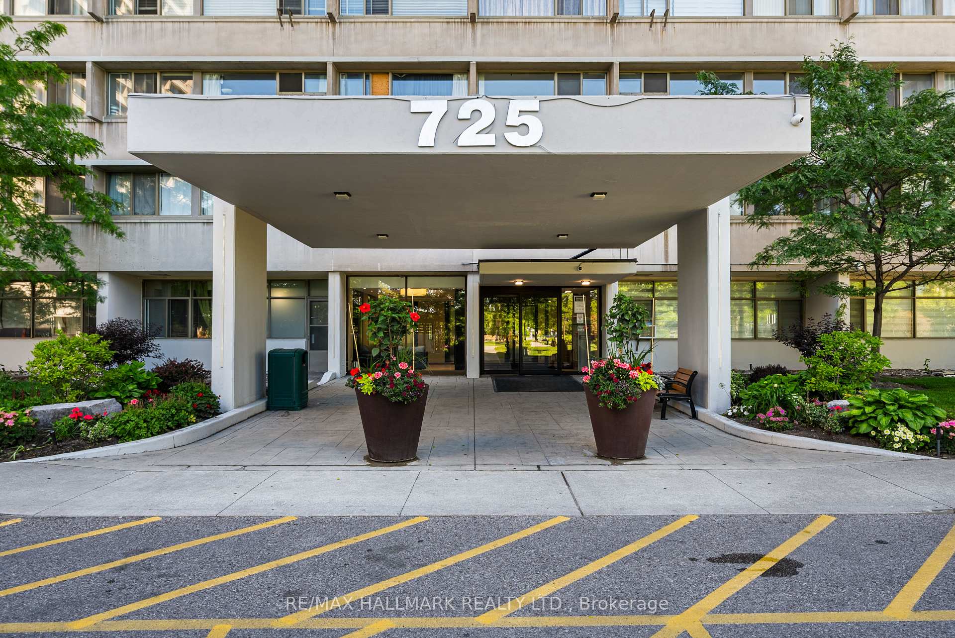 725 Don Mills Road 304, Toronto Unit: 304