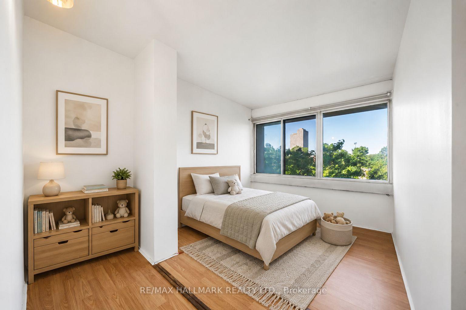 725 Don Mills Road 304, Toronto Unit: 304