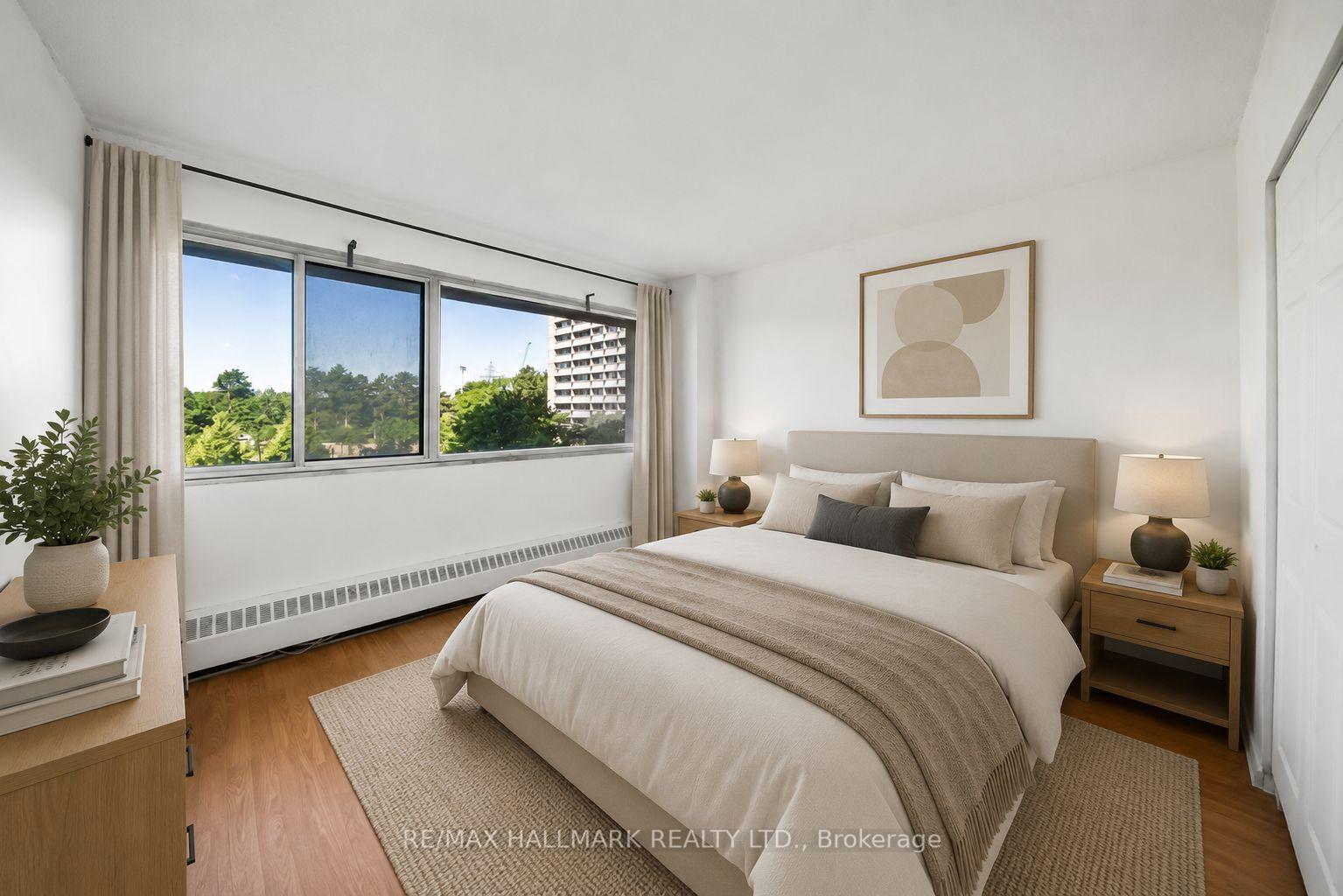 725 Don Mills Road 304, Toronto Unit: 304