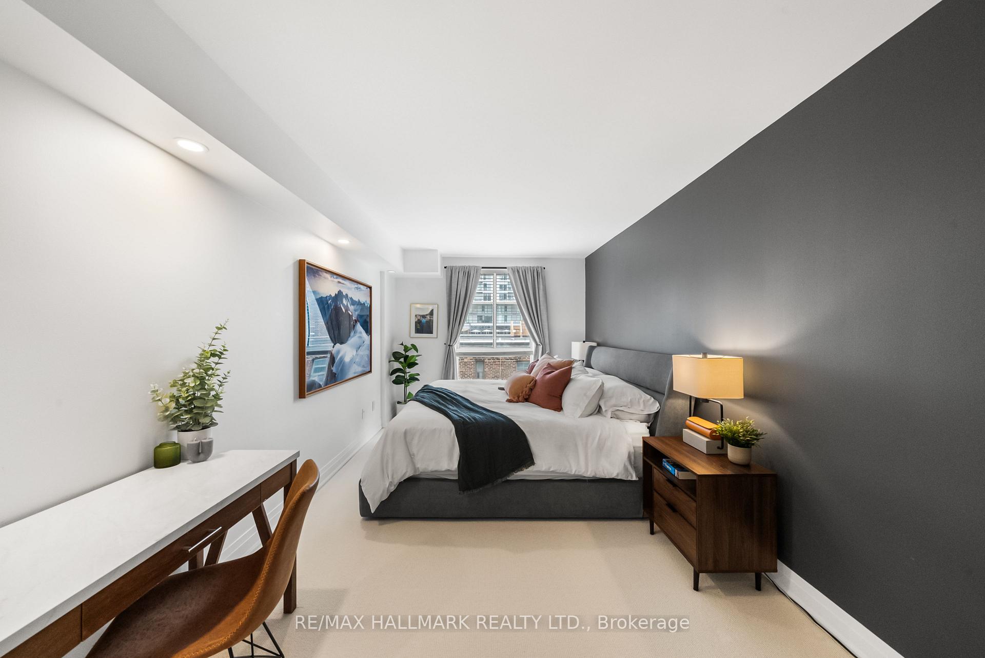 7 Broadway Avenue 506, Toronto Unit: 506