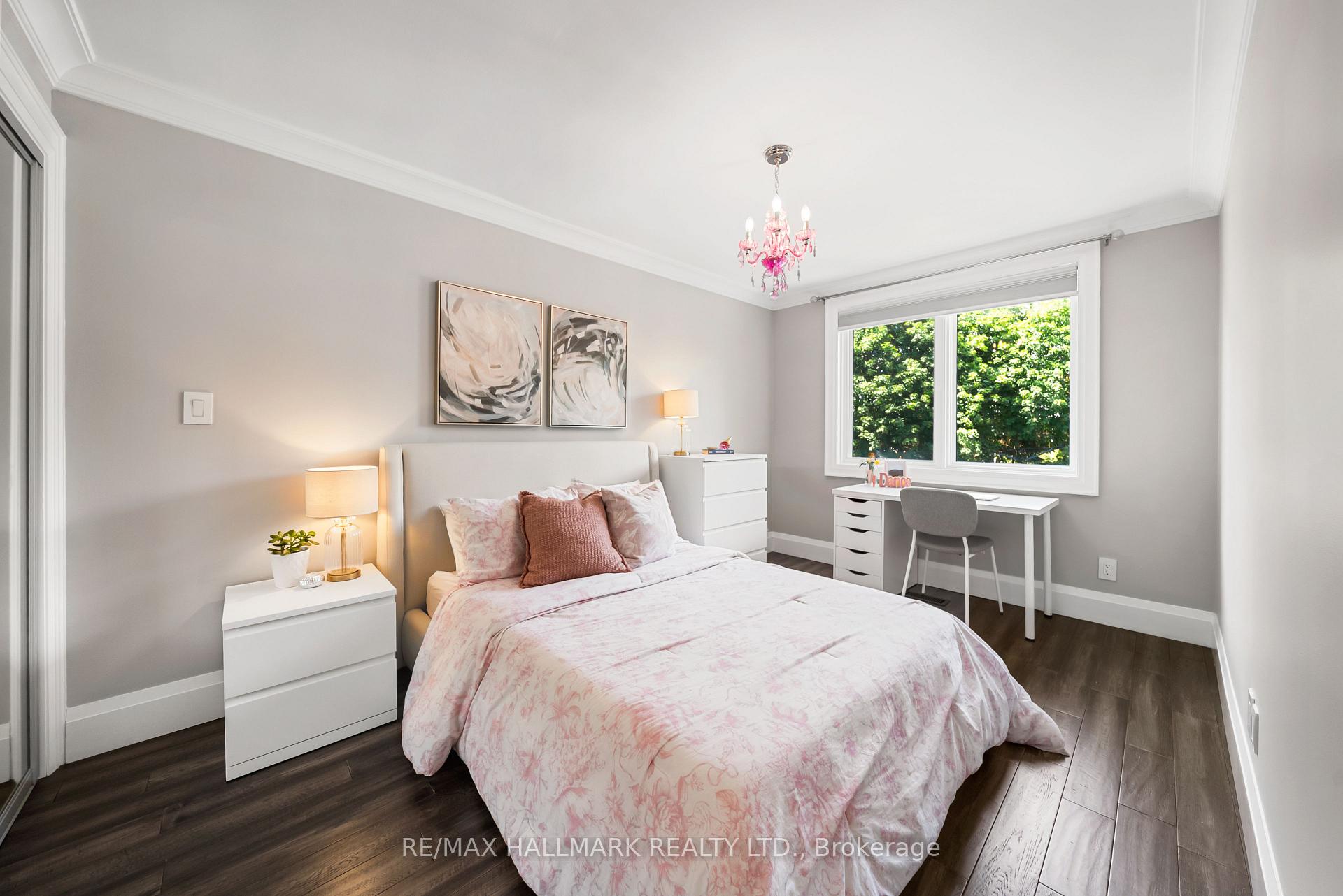 214 Divadale Drive, Toronto