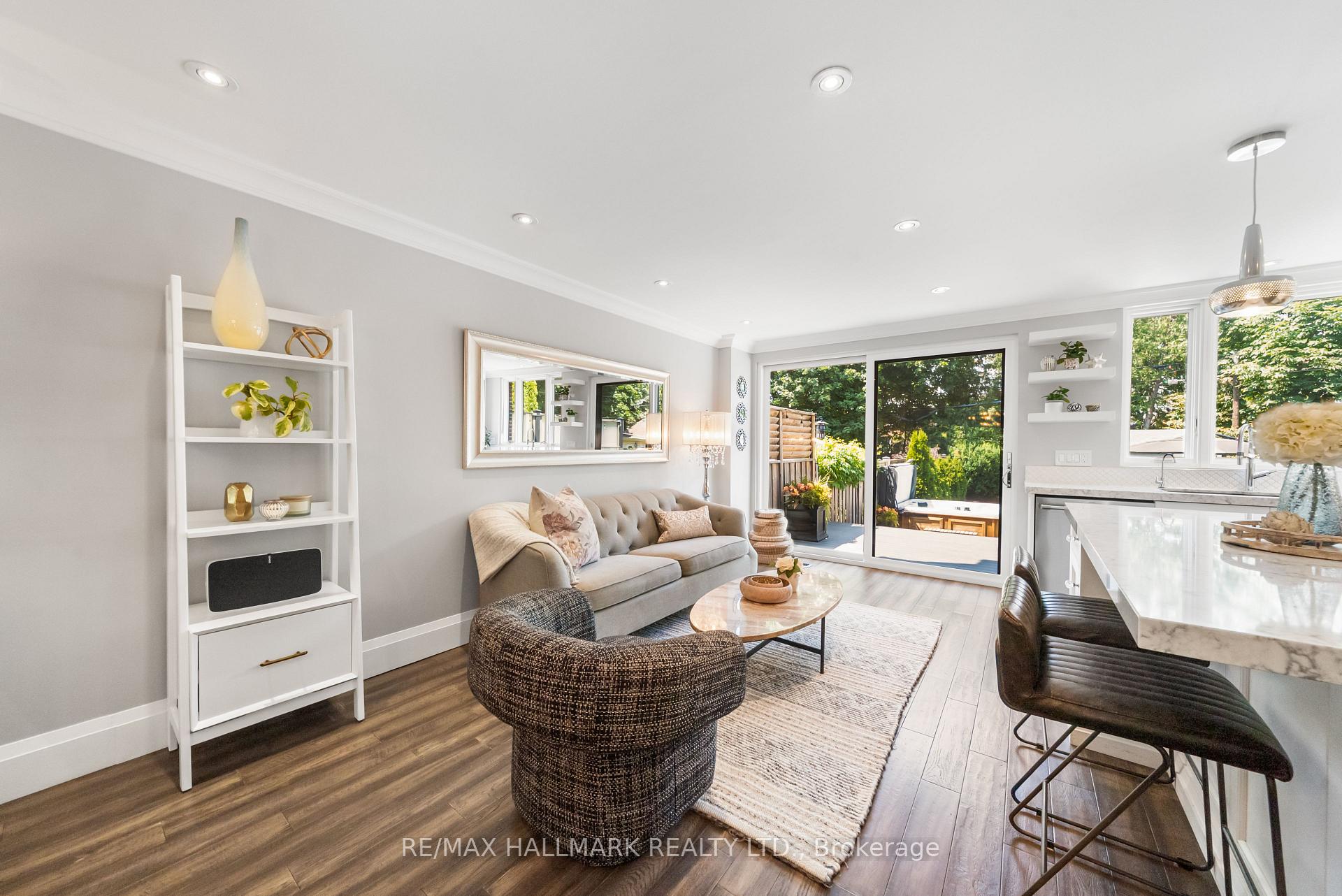 214 Divadale Drive, Toronto