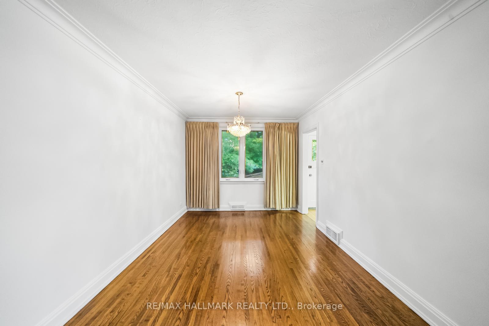 344 Spring Garden Avenue, Toronto