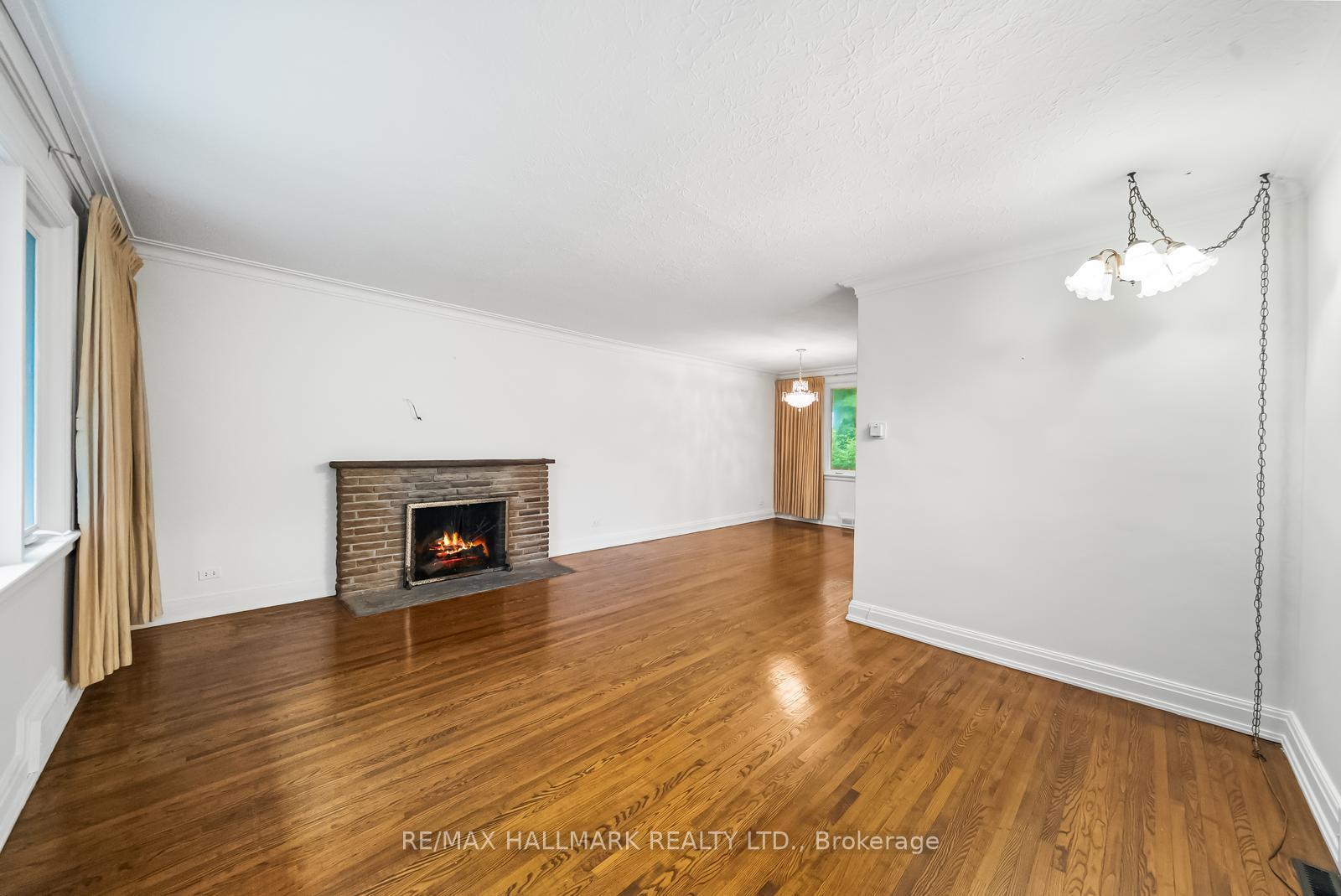 344 Spring Garden Avenue, Toronto