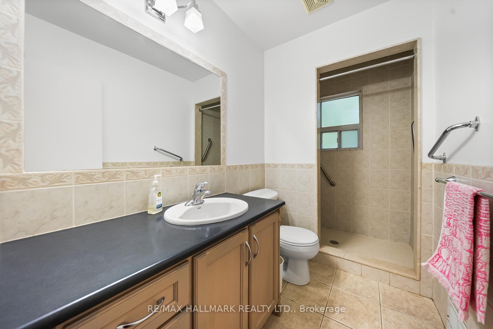 344 Spring Garden Avenue, Toronto
