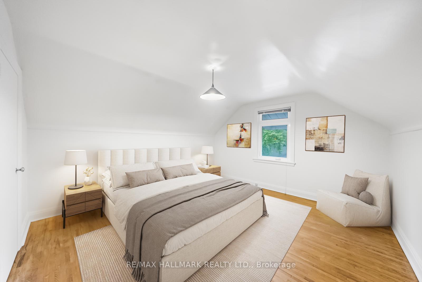 344 Spring Garden Avenue, Toronto