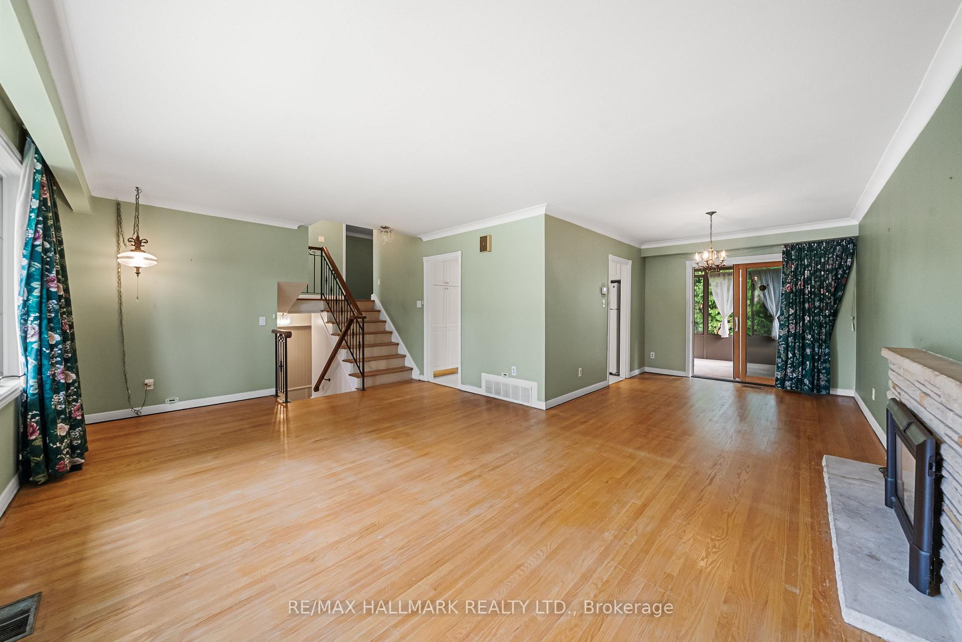 17 Greenyards Drive, Toronto
