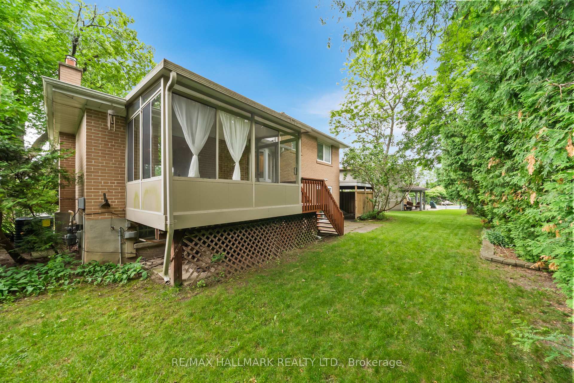 17 Greenyards Drive, Toronto