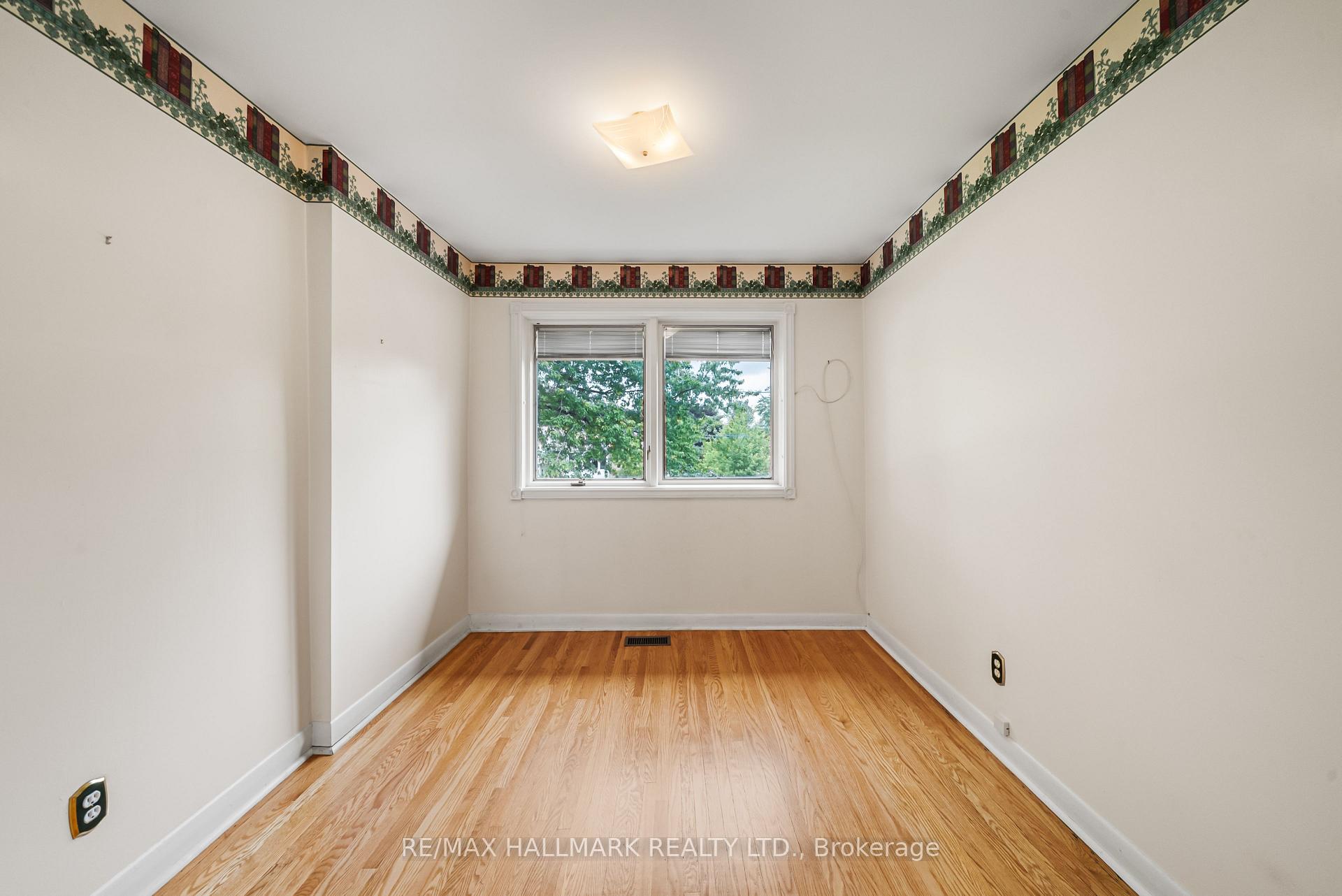 17 Greenyards Drive, Toronto