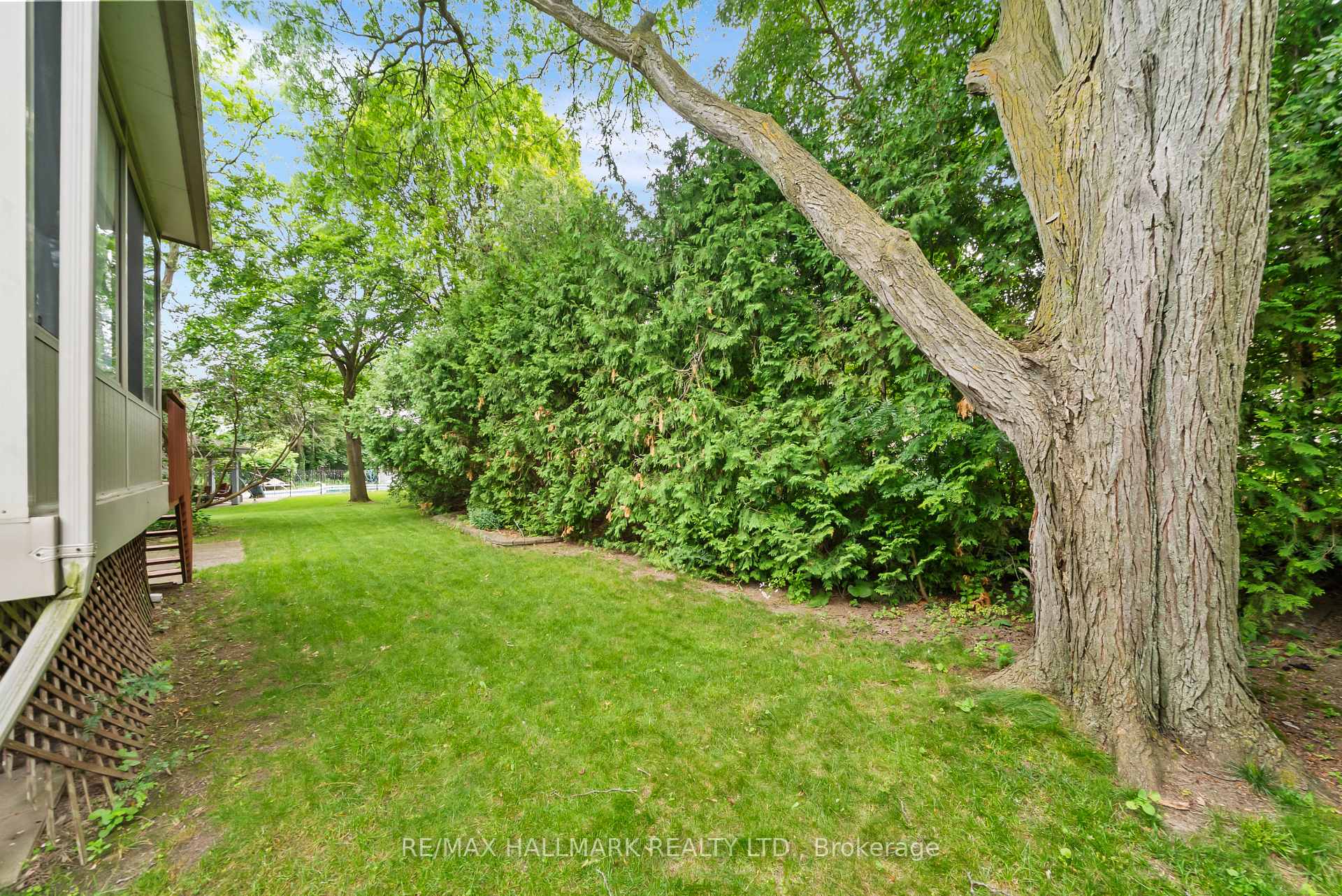 17 Greenyards Drive, Toronto