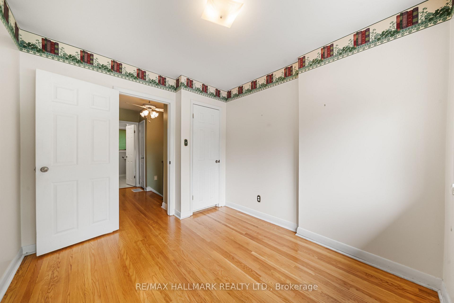 17 Greenyards Drive, Toronto