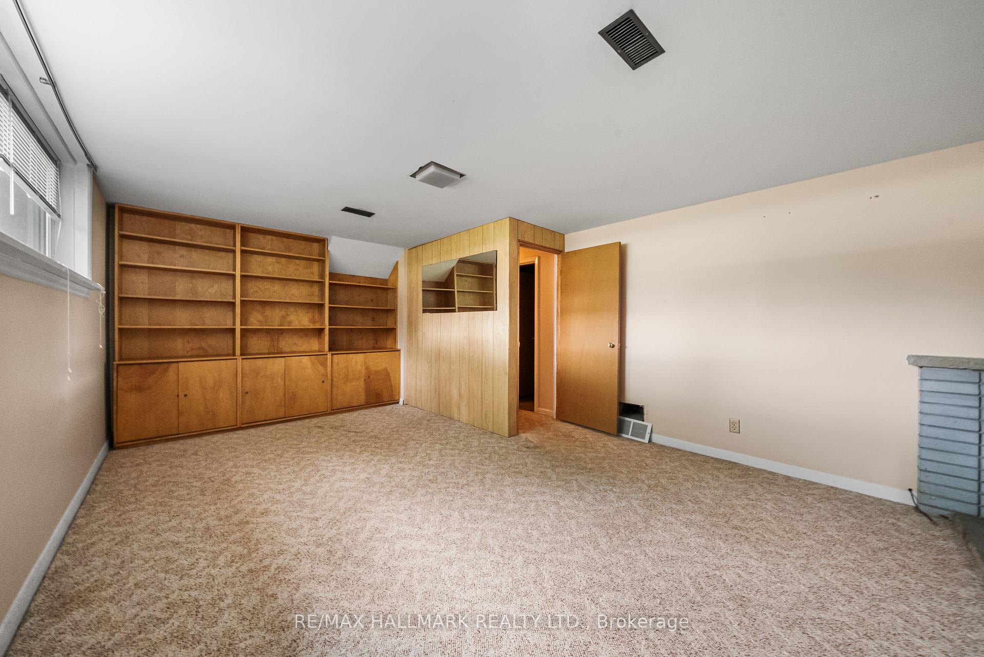 17 Greenyards Drive, Toronto